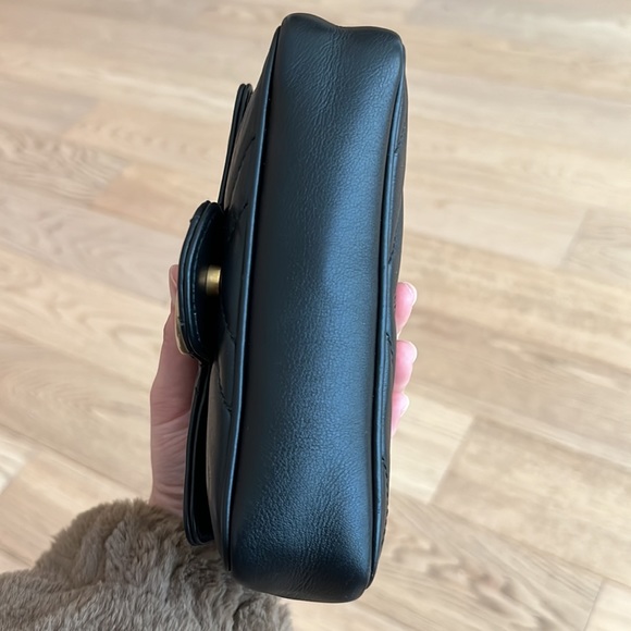 (SOLD) Gucci mini GGMarmont Bag - Picture 16 of 17